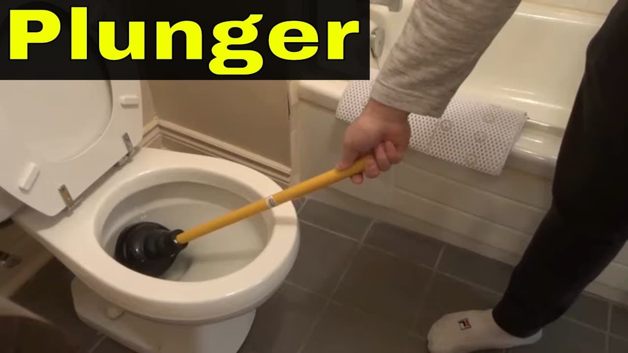 How to Plunge a Toilet