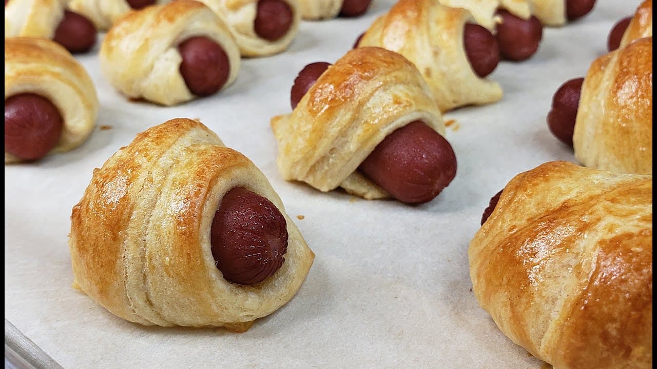 How to Make Pigs in a Blanket