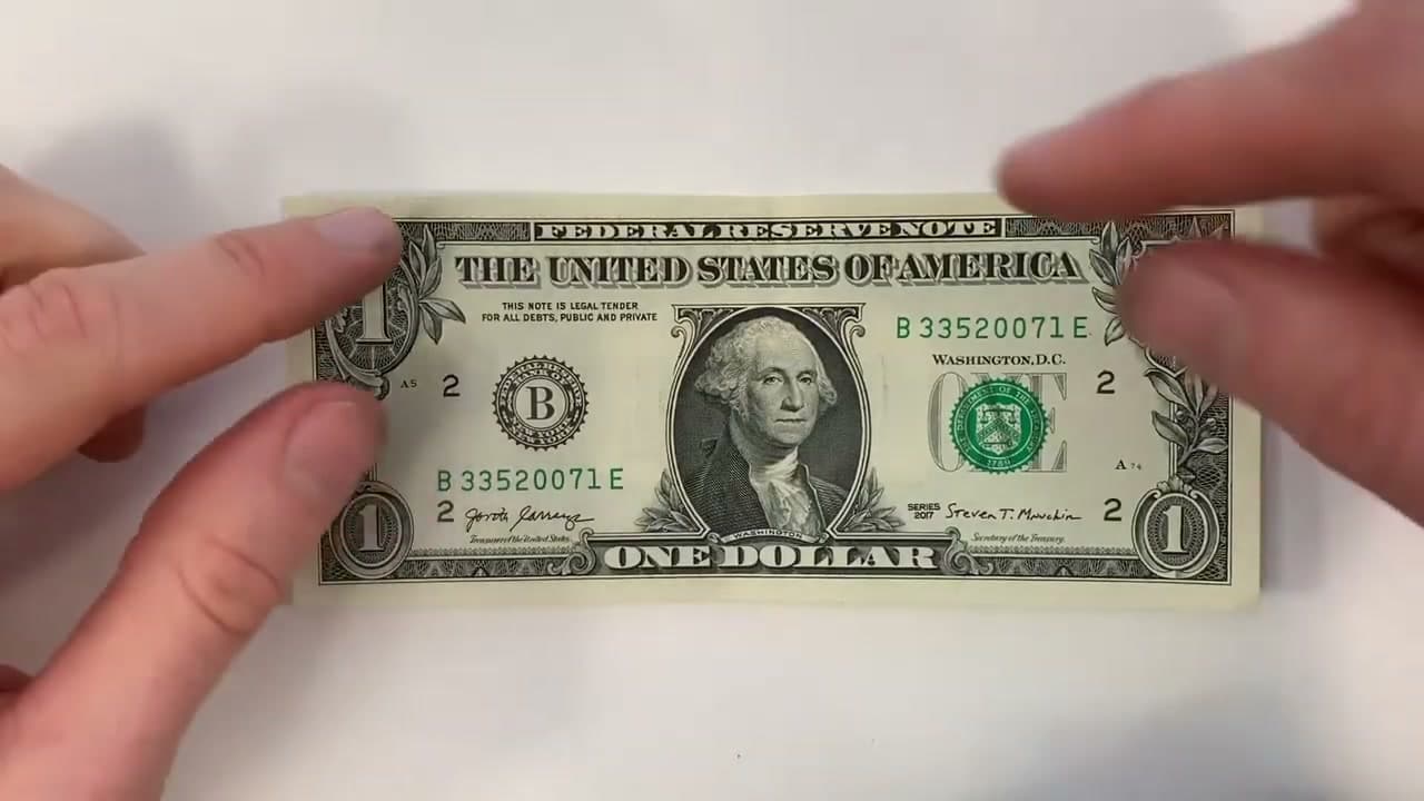 Step 1: Lay the Dollar Bill Face Up - How to Fold Money Into a Heart