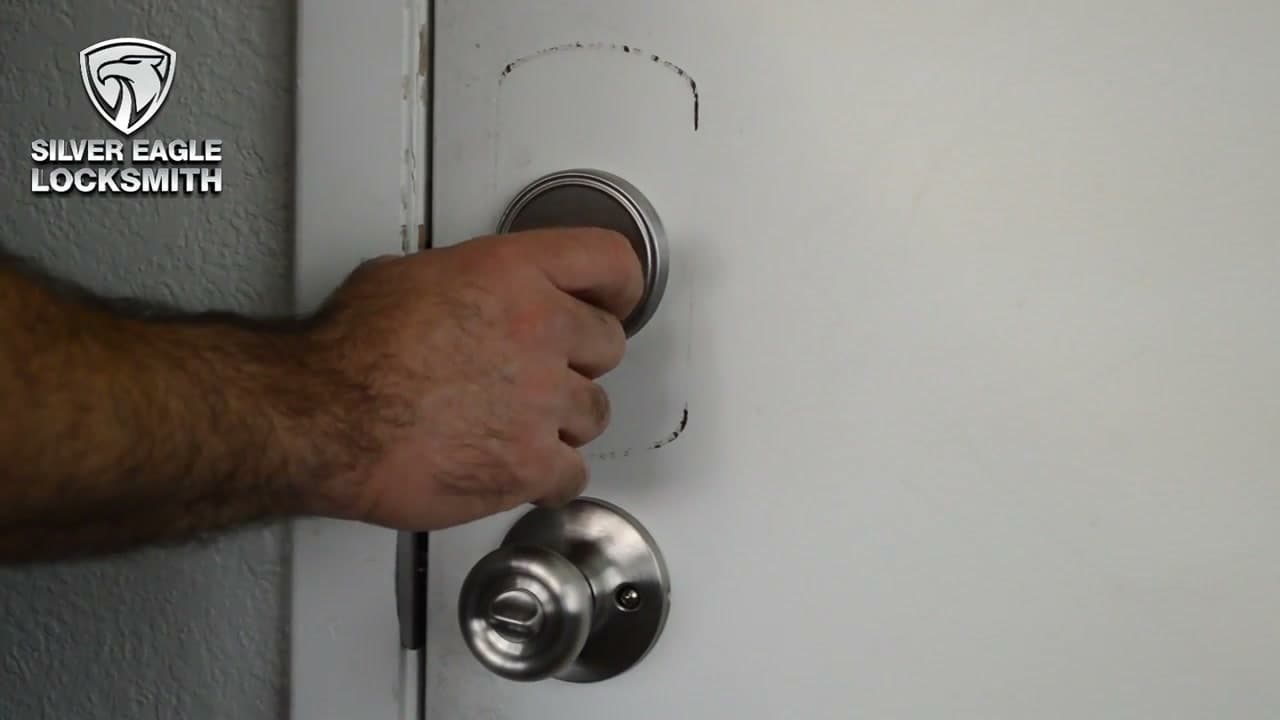Step 9: Step 9: Close the Door and Throw the Bolt