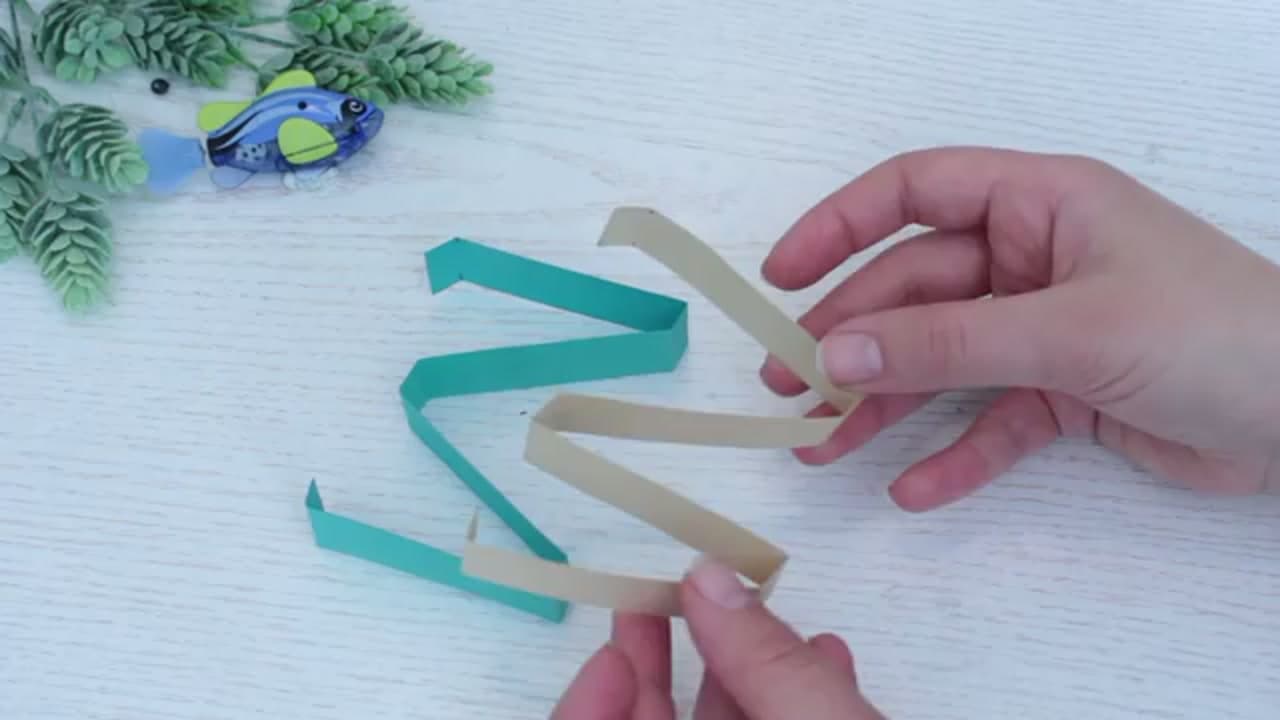 Step 4: Step 4: Fold the Accordion Paper Springs