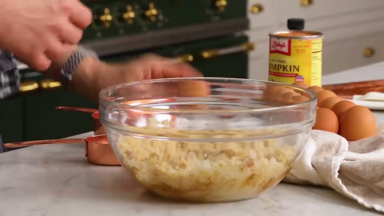 Step 3: Whisk the Sugars and Oil Together