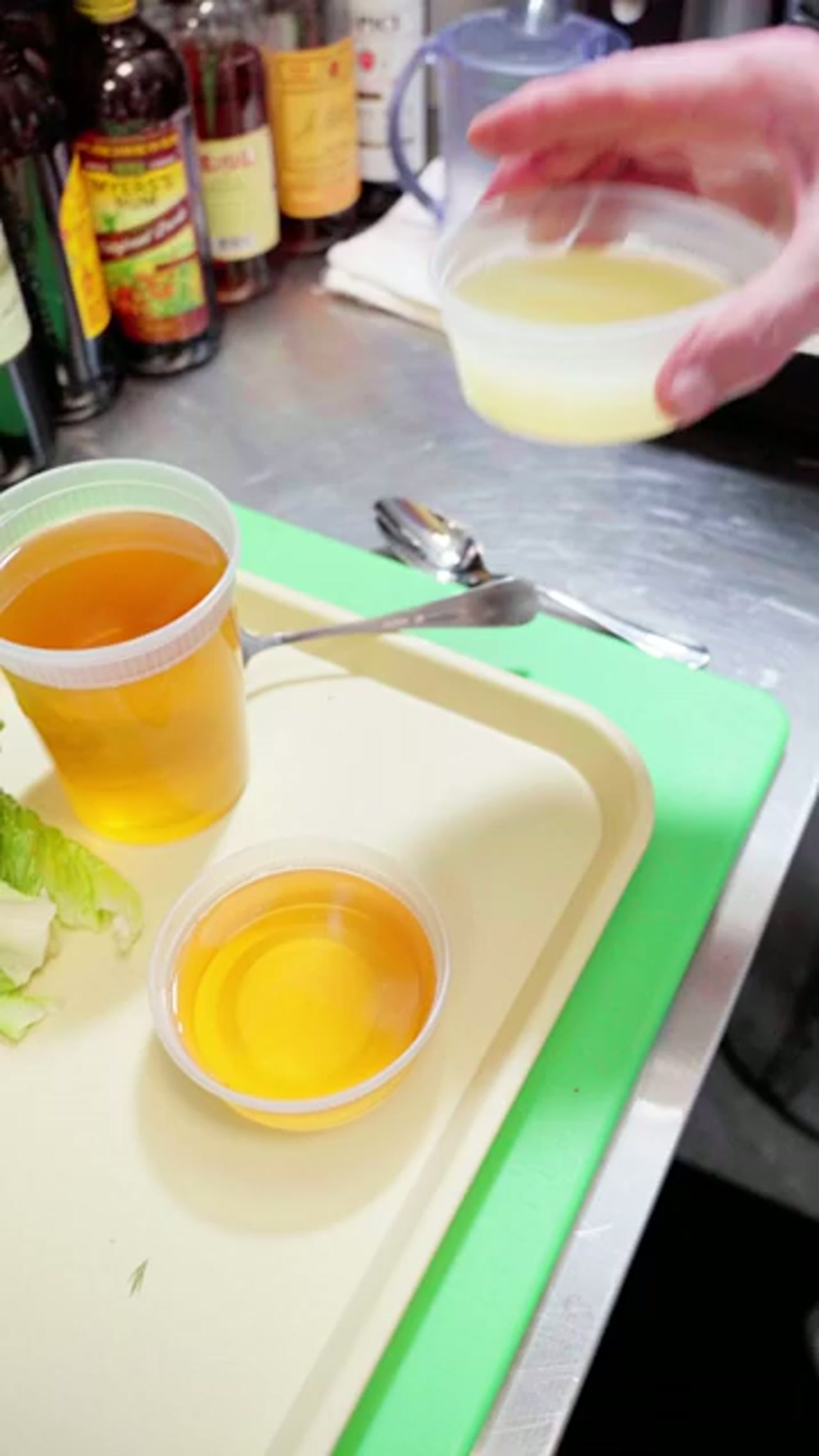 Step 4: Step 4: Pour in Lemon Juice and Apple Cider Vinegar