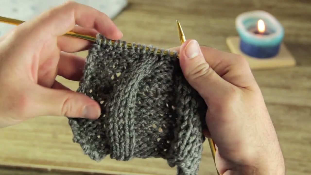 Step 5: Spread the Swatch to See the Cable Lean Right - How to Knit Cables