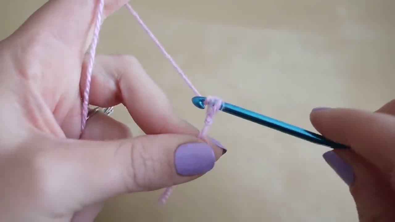 Step 2: Step 2: Make a Slip Knot and Chain 6