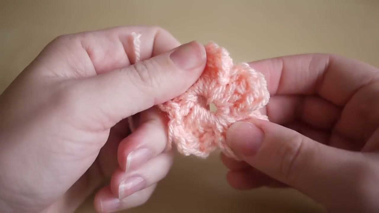 Step 6: Step 6: Weave in the Ends