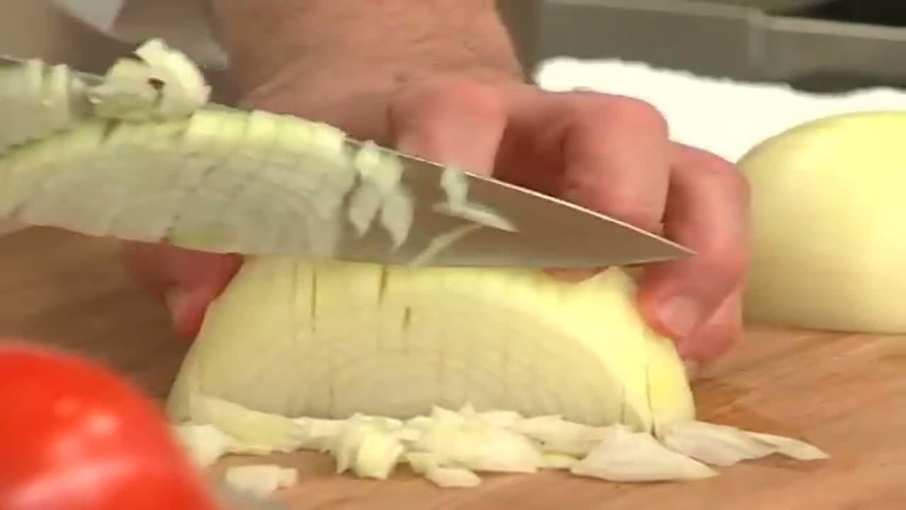 Step 5: Make Vertical Cuts, Keep the Root Intact