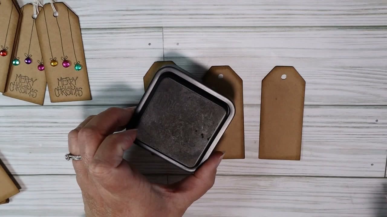 Step 2: Ink the Edges - How to Make Christmas Gift Tags