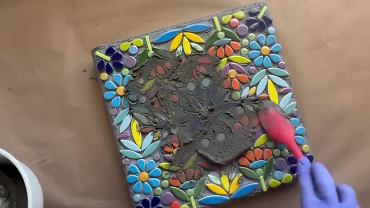 Step 7: Step 7: Grout the Mosaic