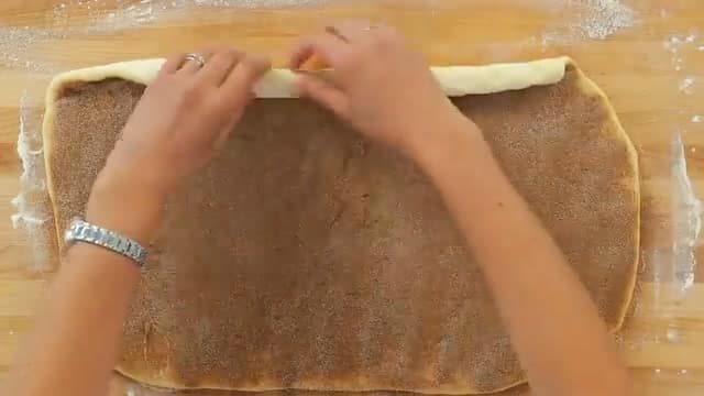 Step 5: Step 5: Roll the Dough into a Log