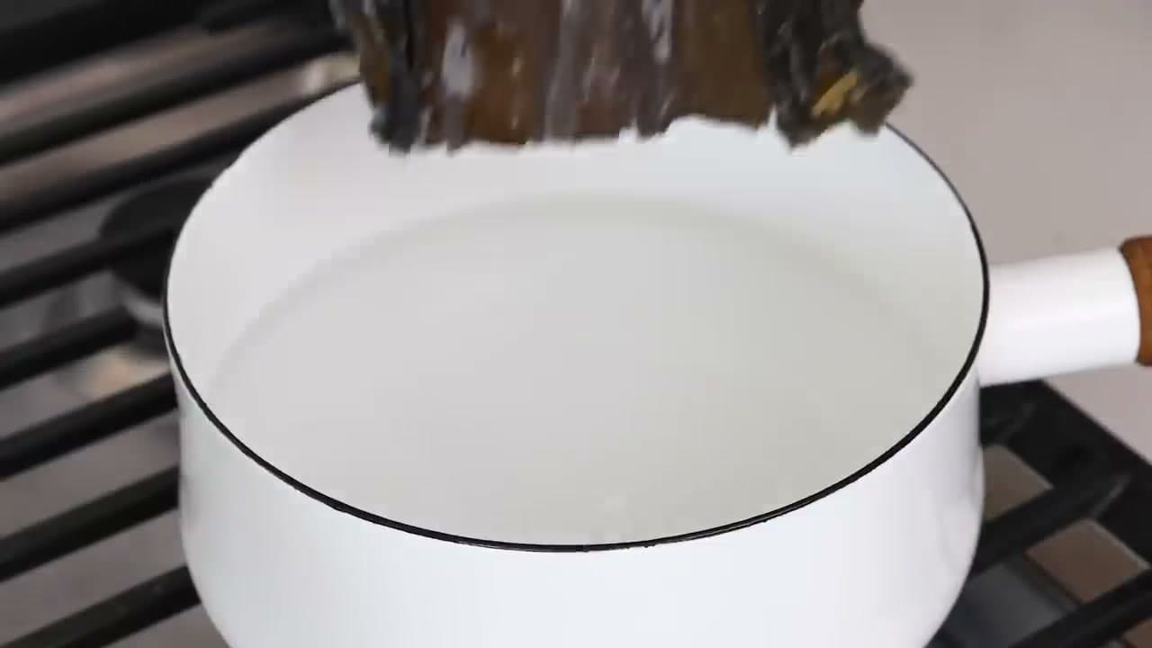 Step 1: Step 1: Start the Dashi with Kombu