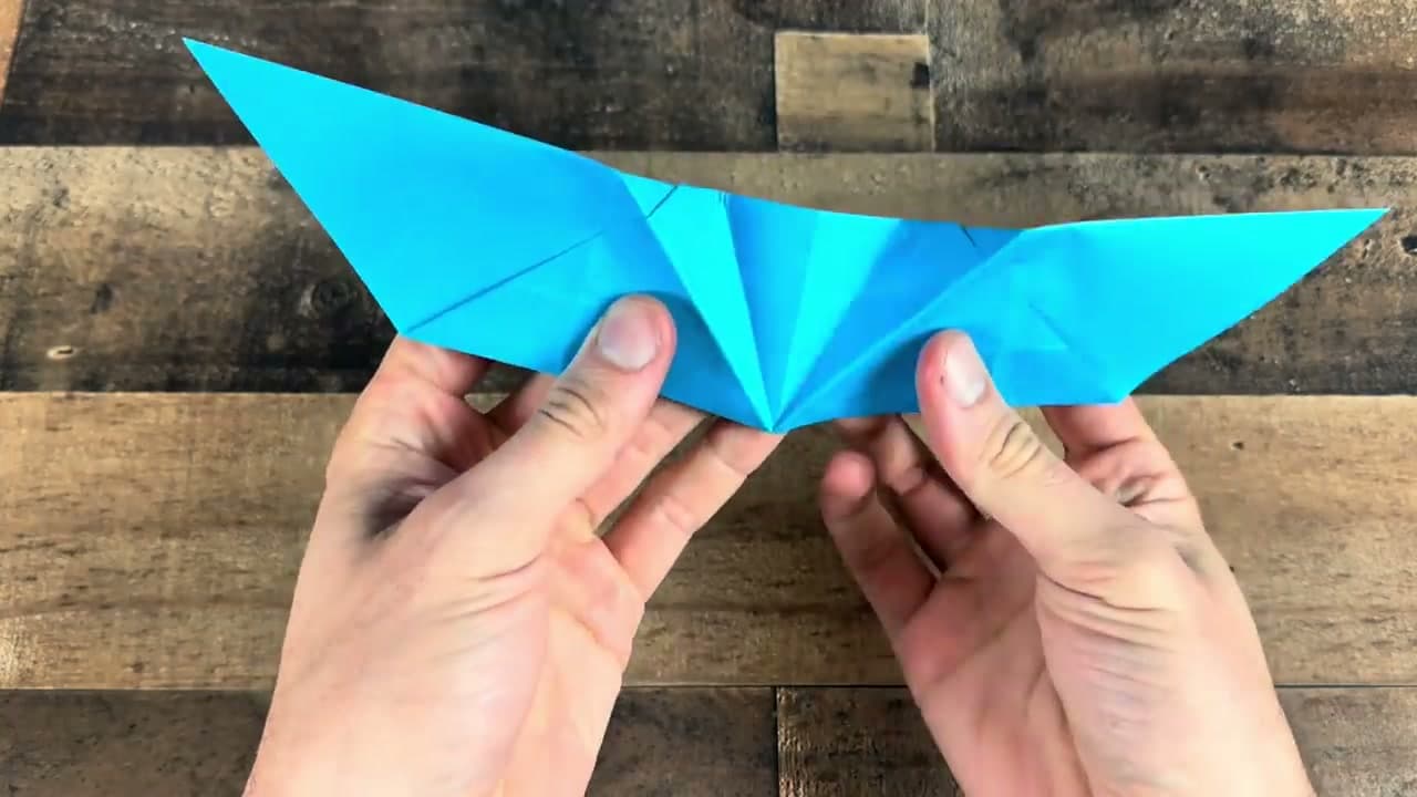 Step 6: Step 6: Pull the Wings Out to the Sides