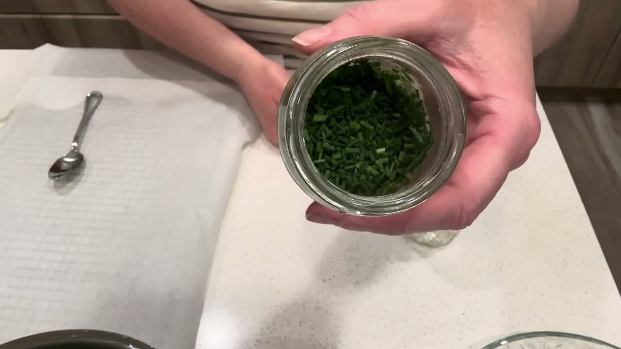 Step 4: Step 4: Freeze in a Mason Jar (Preferred for Long-Term Storage)