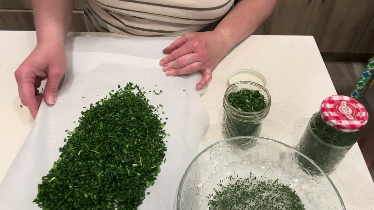 Step 5: Step 5: Air-Dry on a Tray (Alternative Method)