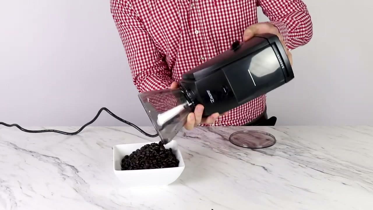 Step 2: Step 2: Empty the Hopper and Unplug