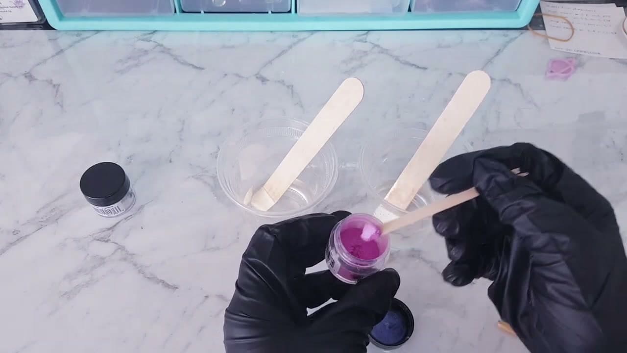 Step 4: Step 4: Add Mica Powder
