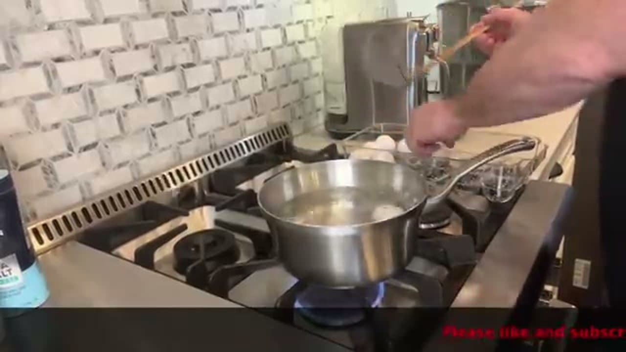 Step 2: Step 2: Lower eggs into the boiling water