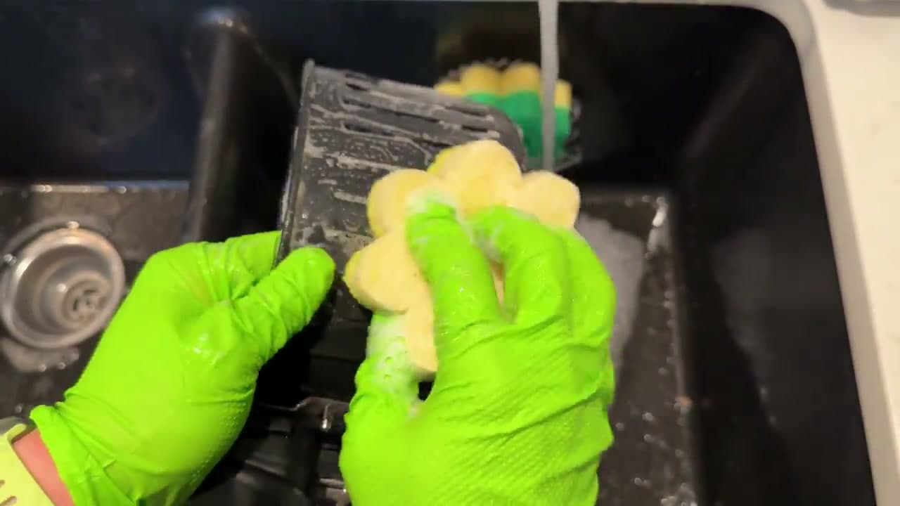 The finished result: How to Clean an Air Fryer (Step by Step)