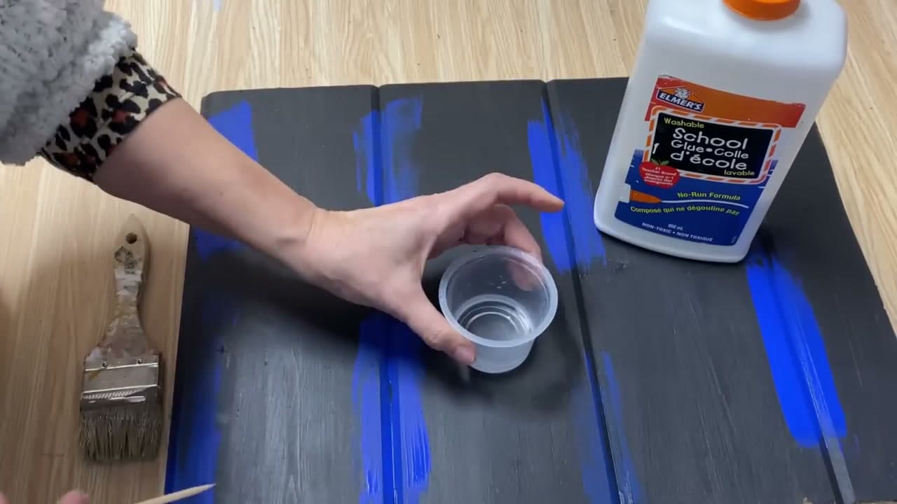 Step 4: Step 4: Mix the Glue and Brush It On