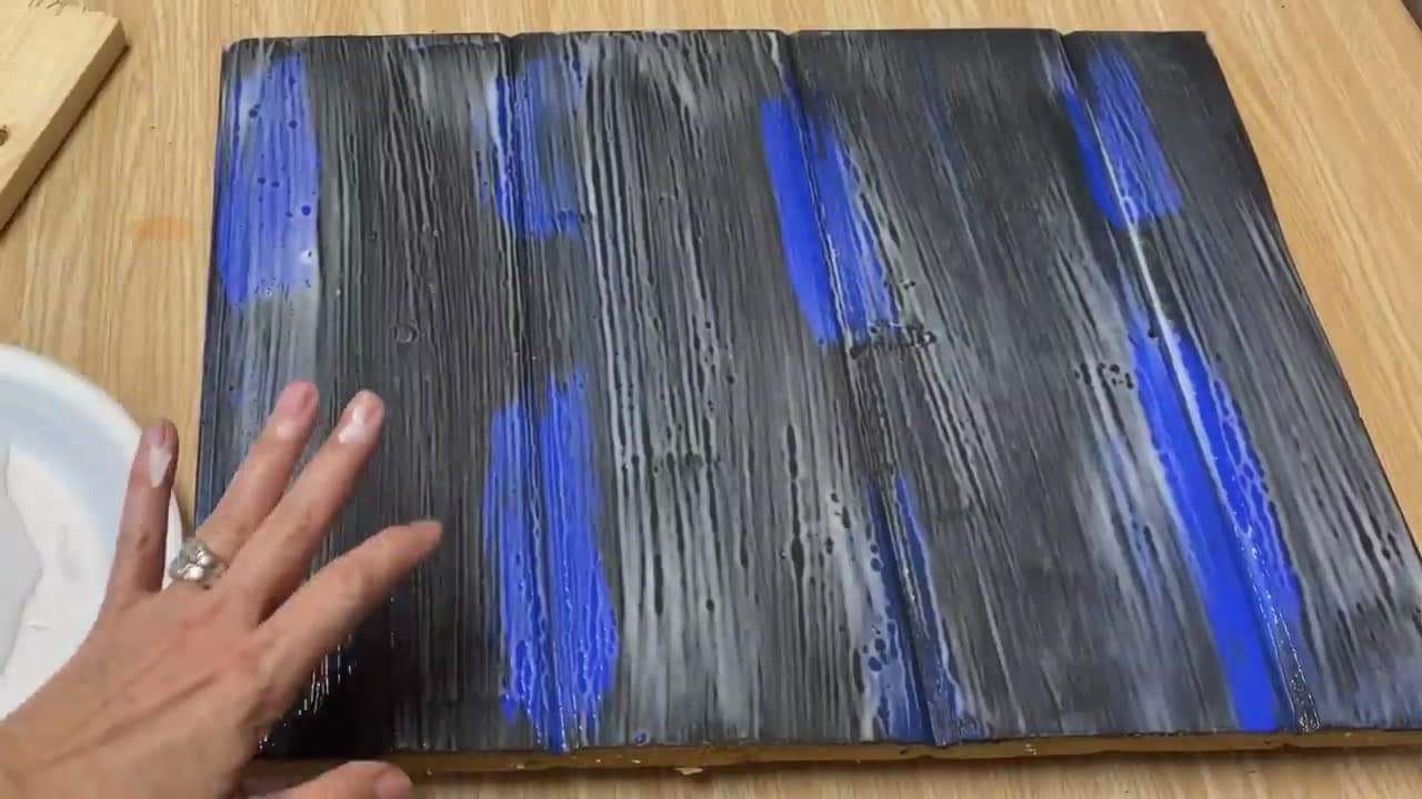 Step 5: Step 5: Apply the Topcoat with a Wood Block