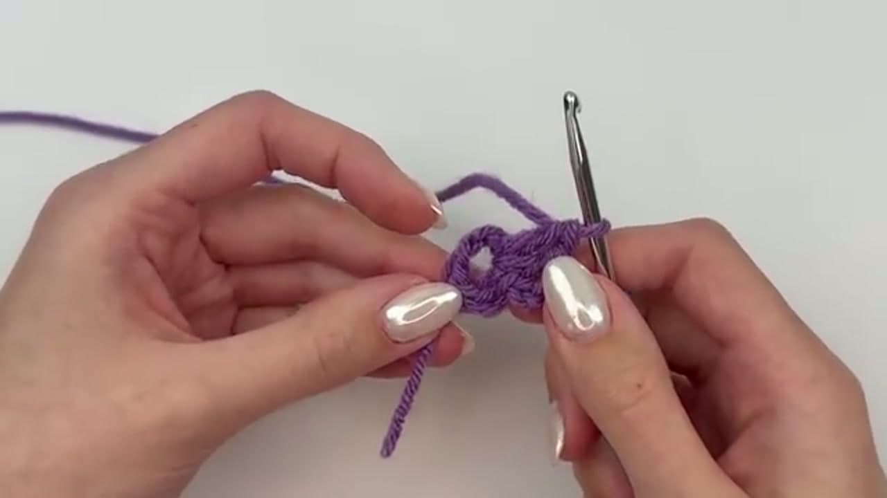 Step 3: Step 3: Work 14 Double Crochets into the Ring