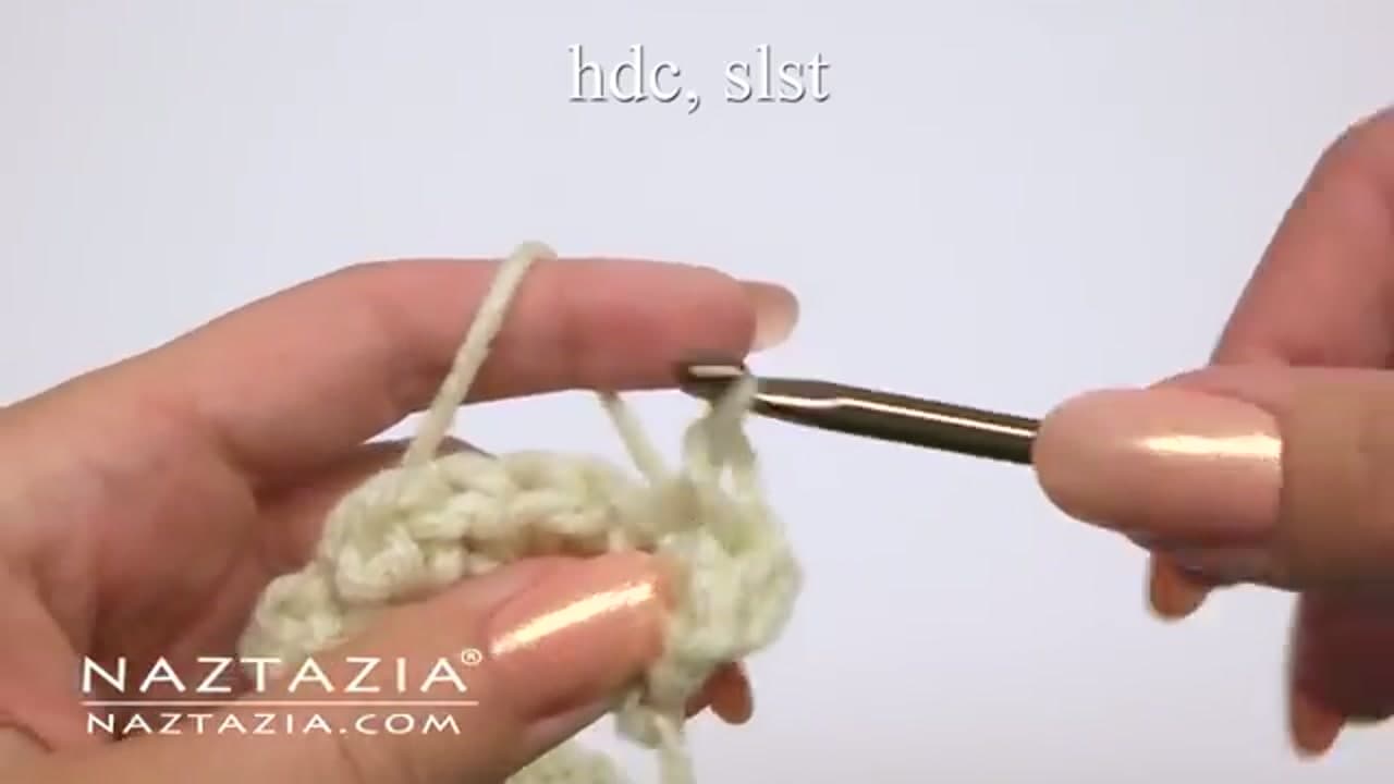 Step 4: Step 4: Row 2 - Crunch Stitch + Ribbing in Back Loops