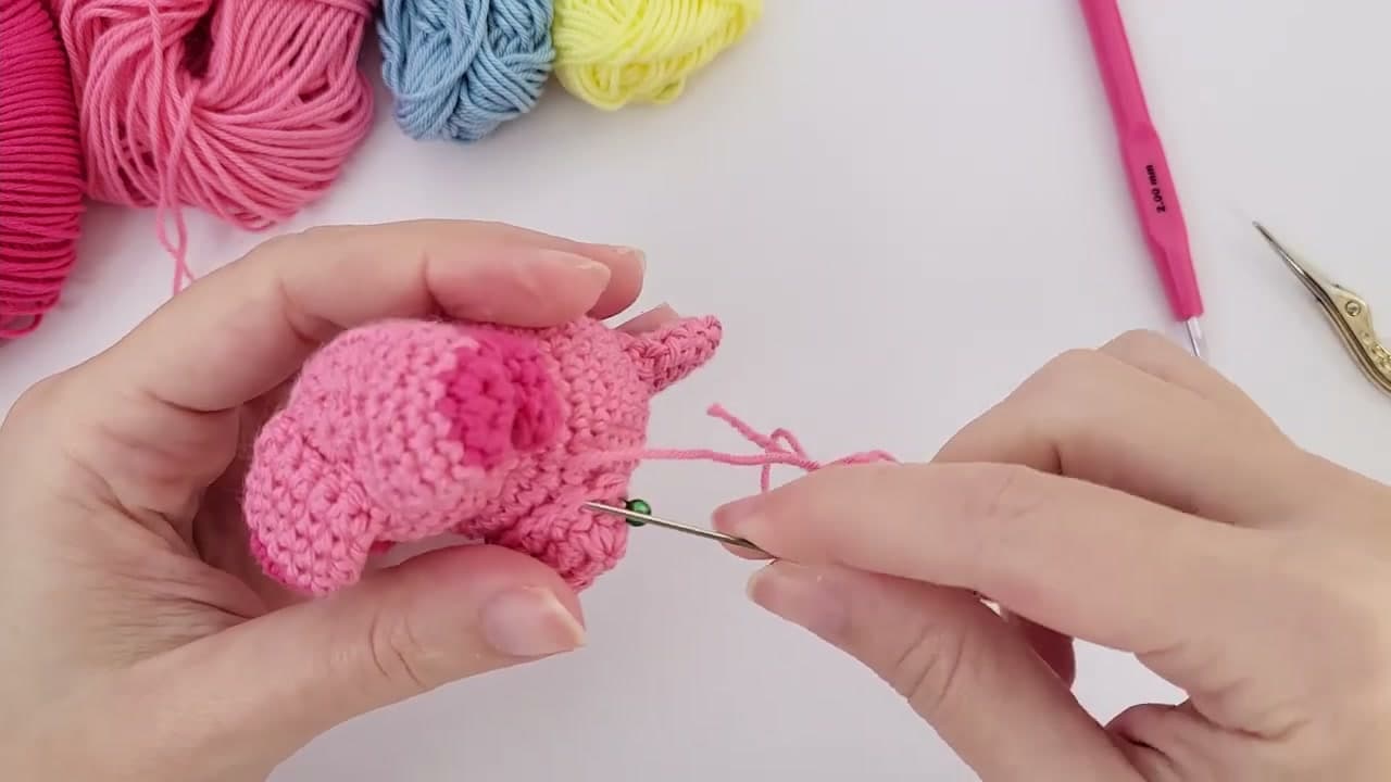 Step 3: Step 3: Sew On the Snout