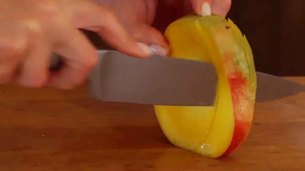 Step 3: Step 3: Trim the flesh around the pit