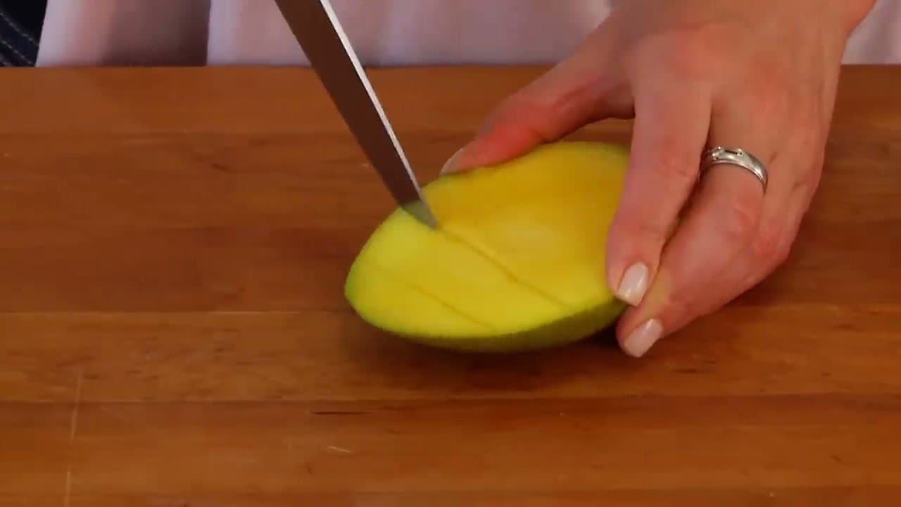 Step 4: Step 4: Score a grid into each cheek