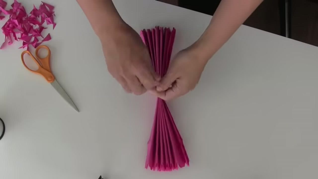 Step 4: Step 4: Tie the Center