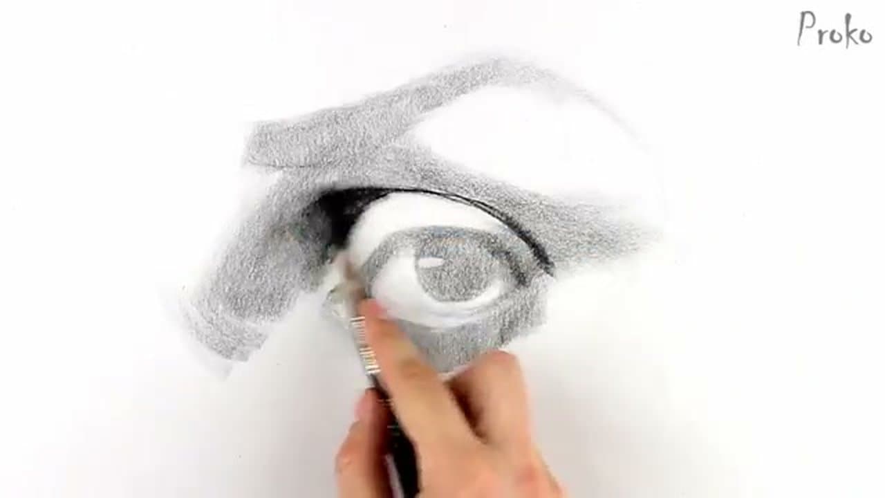 Step 6: Step 6: Push Dark Accents into Creases and Lash Line