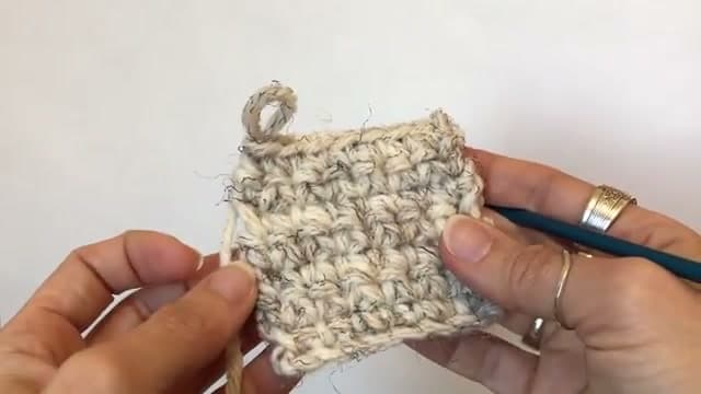 How to Fasten Off Crochet (the Beginner-Friendly Way)