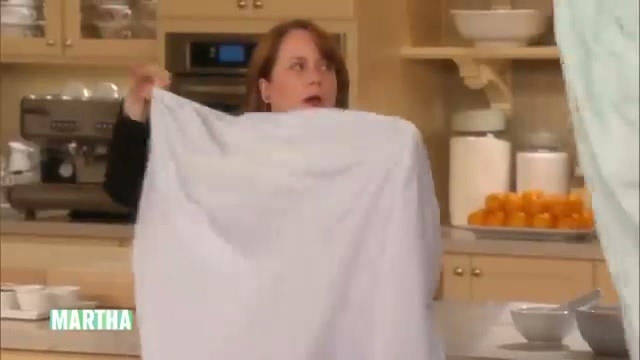 Step 3: Pull the Seam Straight and Shake to Line Up the Edge