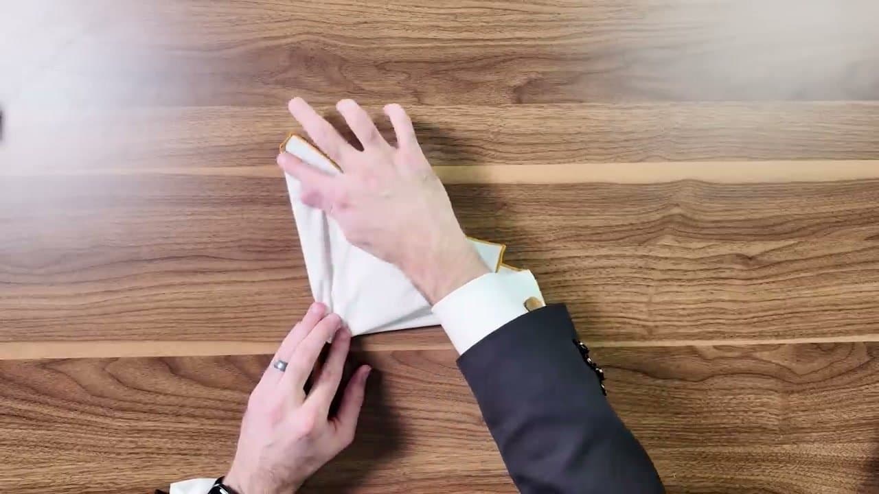 Step 4: Step 4: Fold the Angled Peaks