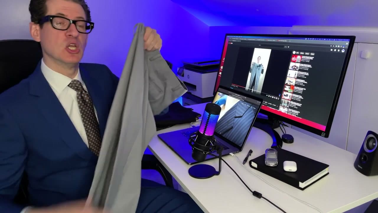 Step 1: Step 1: Hold the pants up by the waistband