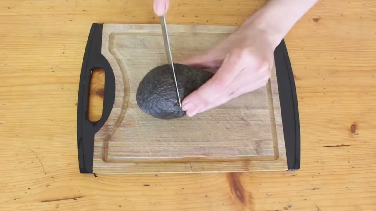 Step 1: Step 1: Cut the Avocado and Remove the Seed