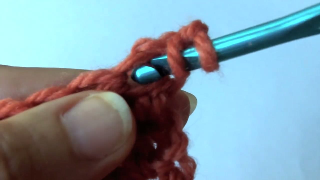 Step 5: Step 5: Pull Through - Now You Have 3 Loops on the Hook