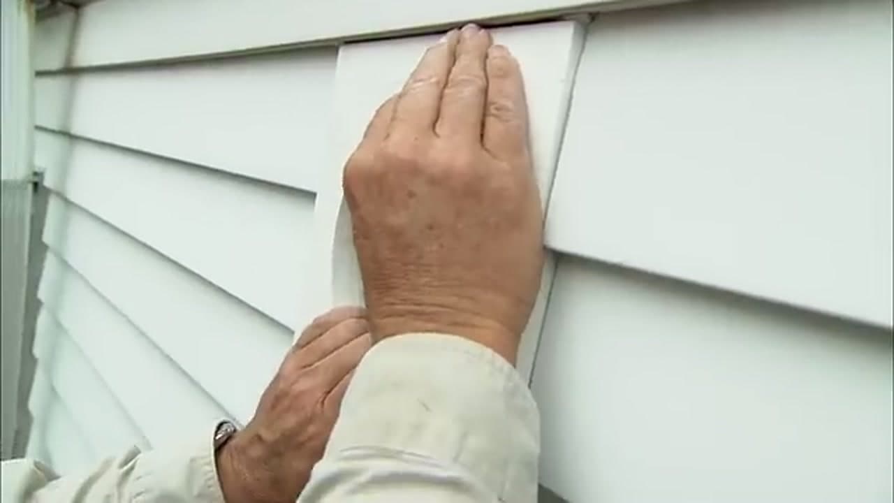 Step 3: Step 3: Set the Mounting Block Against the Siding