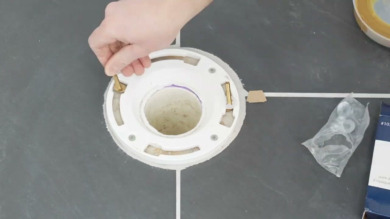 Step 3: Step 3: Set the Closet Bolts in the Flange