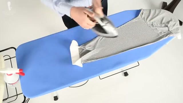 Step 3: Step 3: Press the sleeves