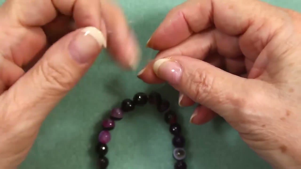 The finished result: How to Make a Beaded Bracelet