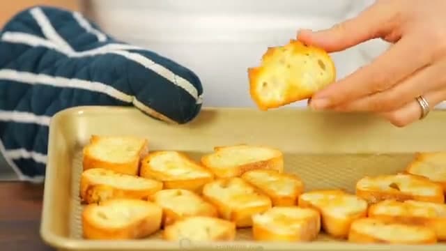 Step 6: Step 6: Toast the Baguette