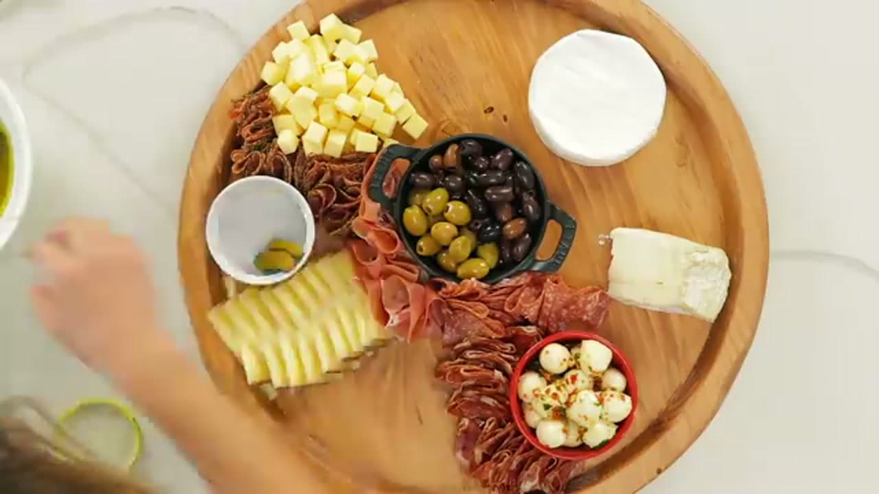 Step 4: Step 4: Add Olives and Pickles