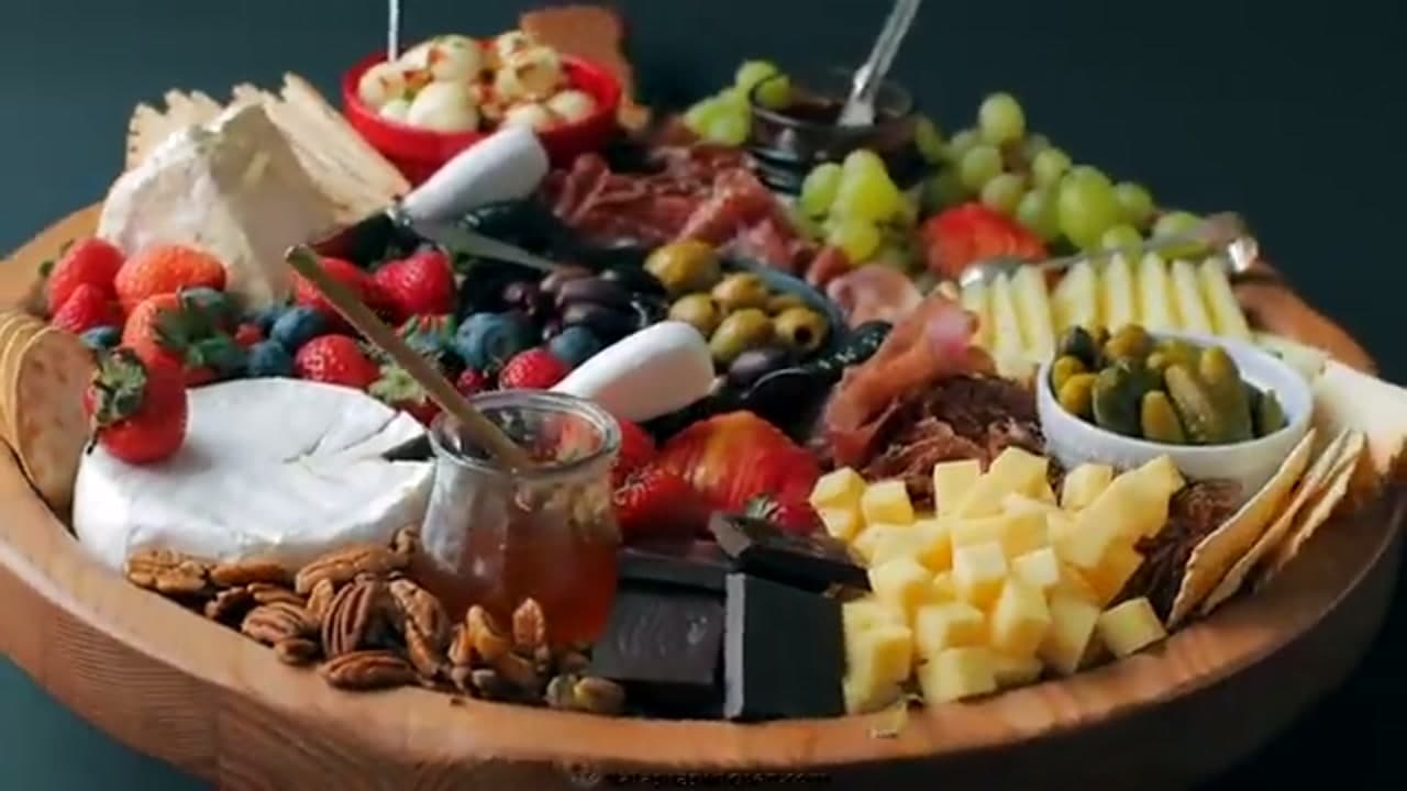 The finished result: How to Make a Charcuterie Board