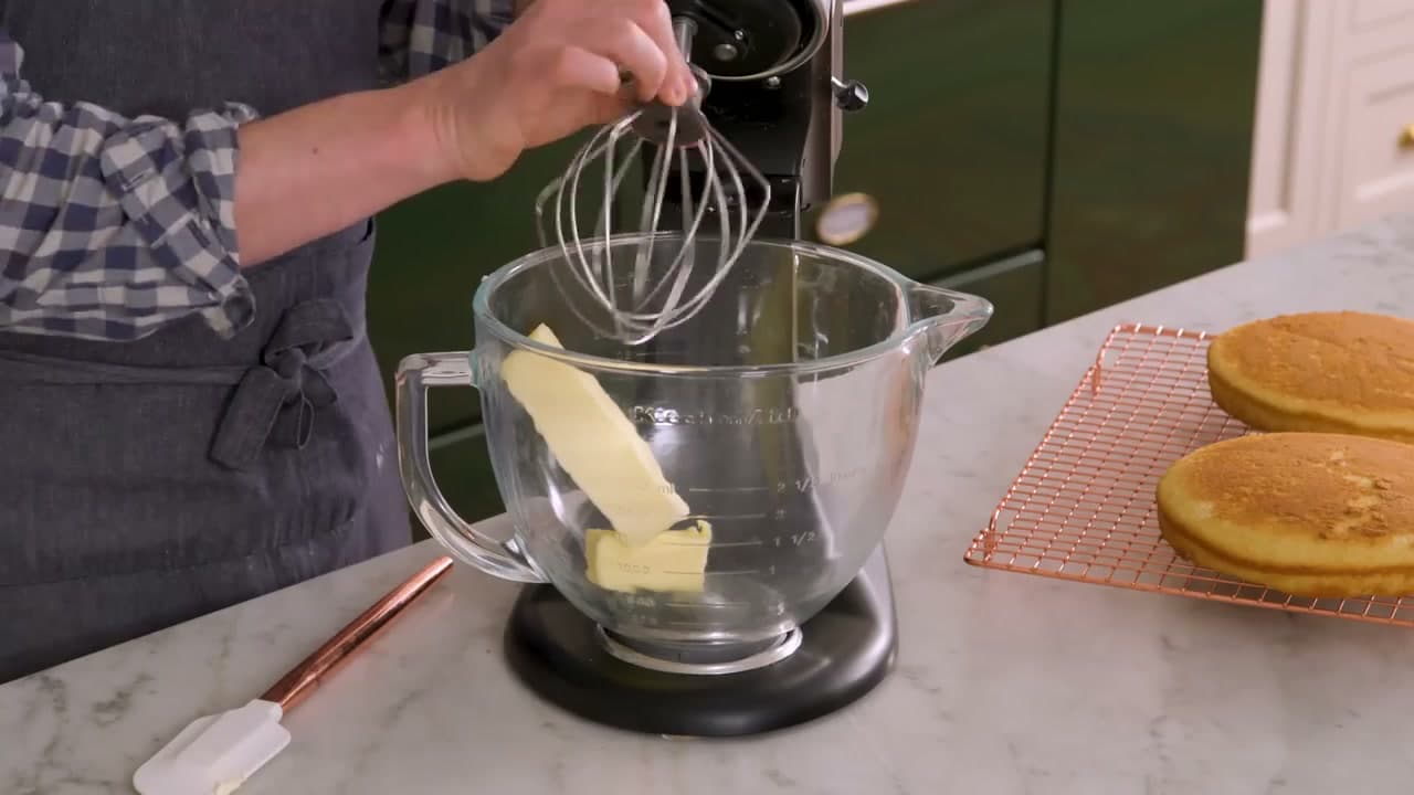 Step 1: Whip the Vanilla Buttercream - How to Make Cake Pops: Easy Step-by-Step Recipe