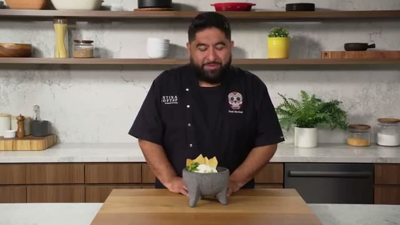 The finished result: How to Make Guacamole: 9-Step Restaurant-Quality Recipe