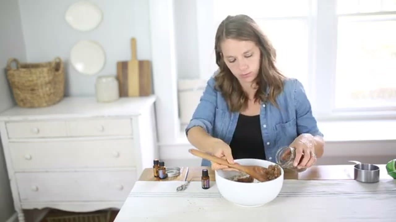 Step 4: Spoon Into a Small Mason Jar