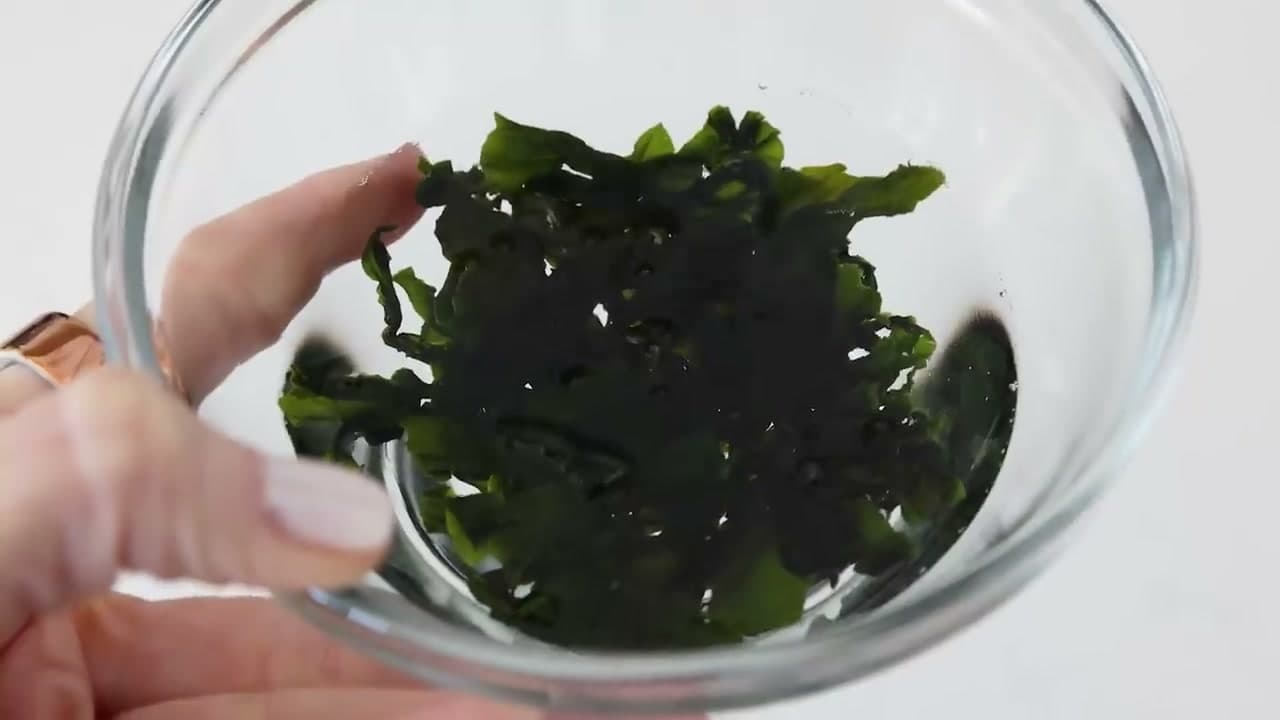 Step 2: Step 2: Rehydrate the Wakame Seaweed
