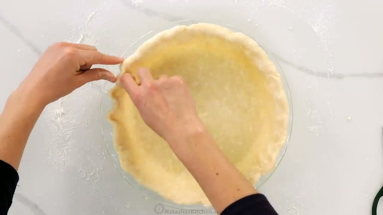 Step 3: Step 3: Crimp the Crust Edge