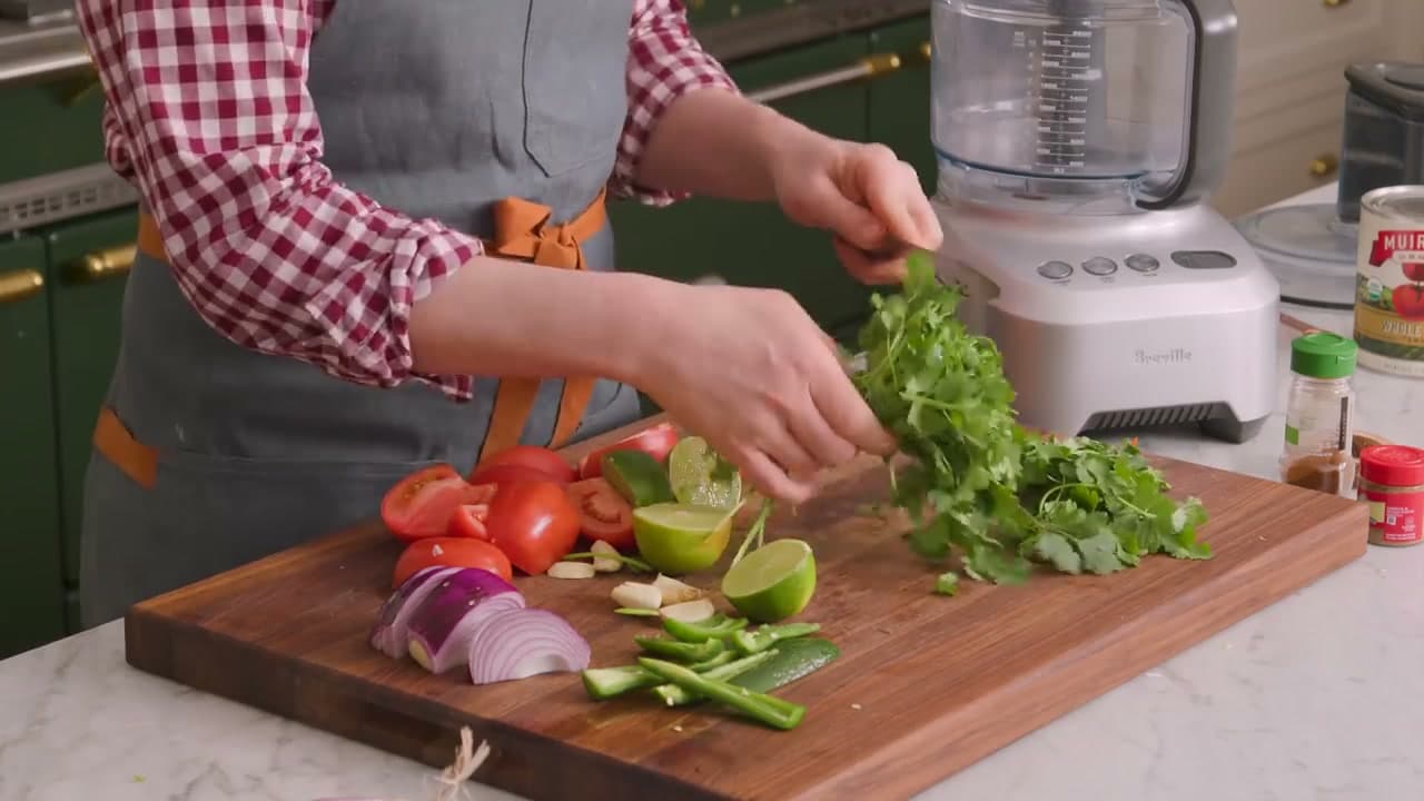 Step 6: Step 6: Strip the Cilantro Leaves